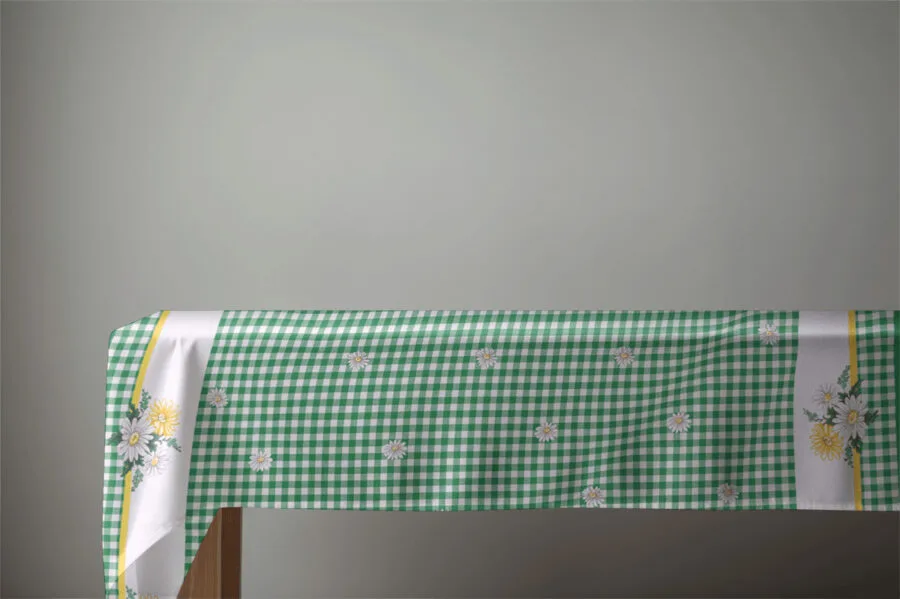 Fata de masa rustica 11