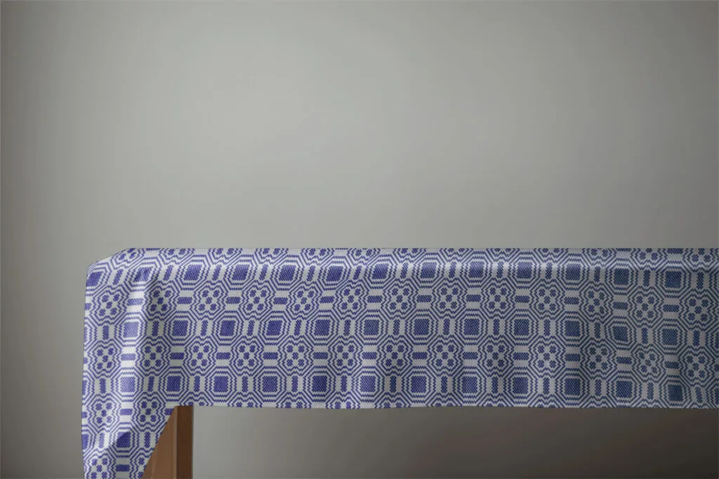 Fata de masa rustica